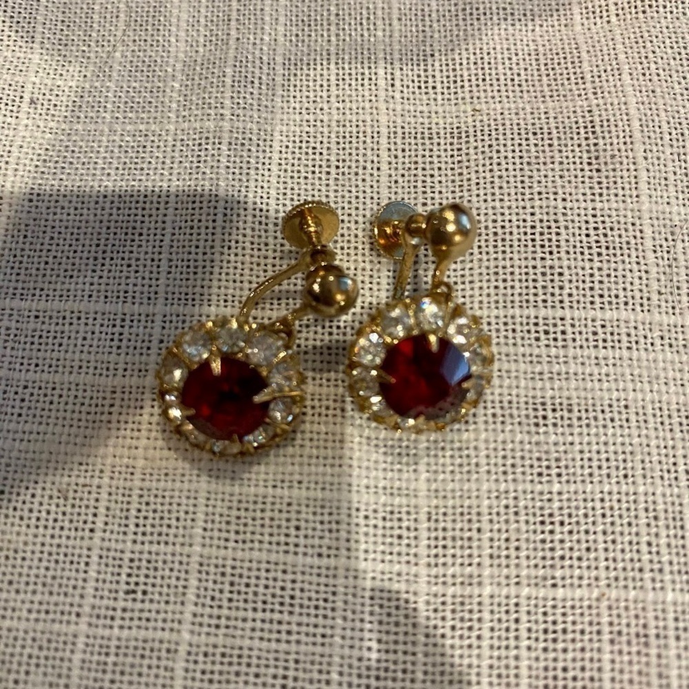 Vintage Signed Coro Ruby Red Rhinestone Halo Screw Back Dangle Earrings 1950s